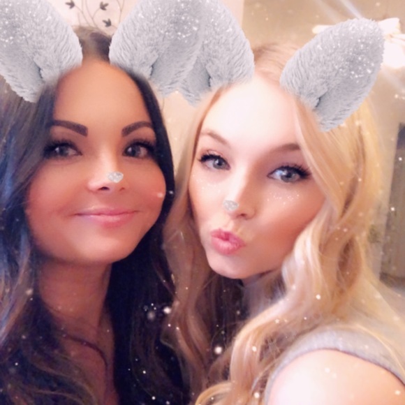 Meet your Posher, Kristin - Picture 1 of 1